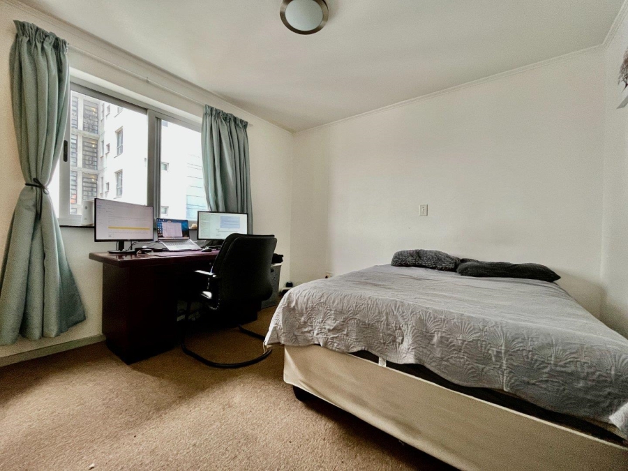 2 Bedroom Property for Sale in Claremont Upper Western Cape